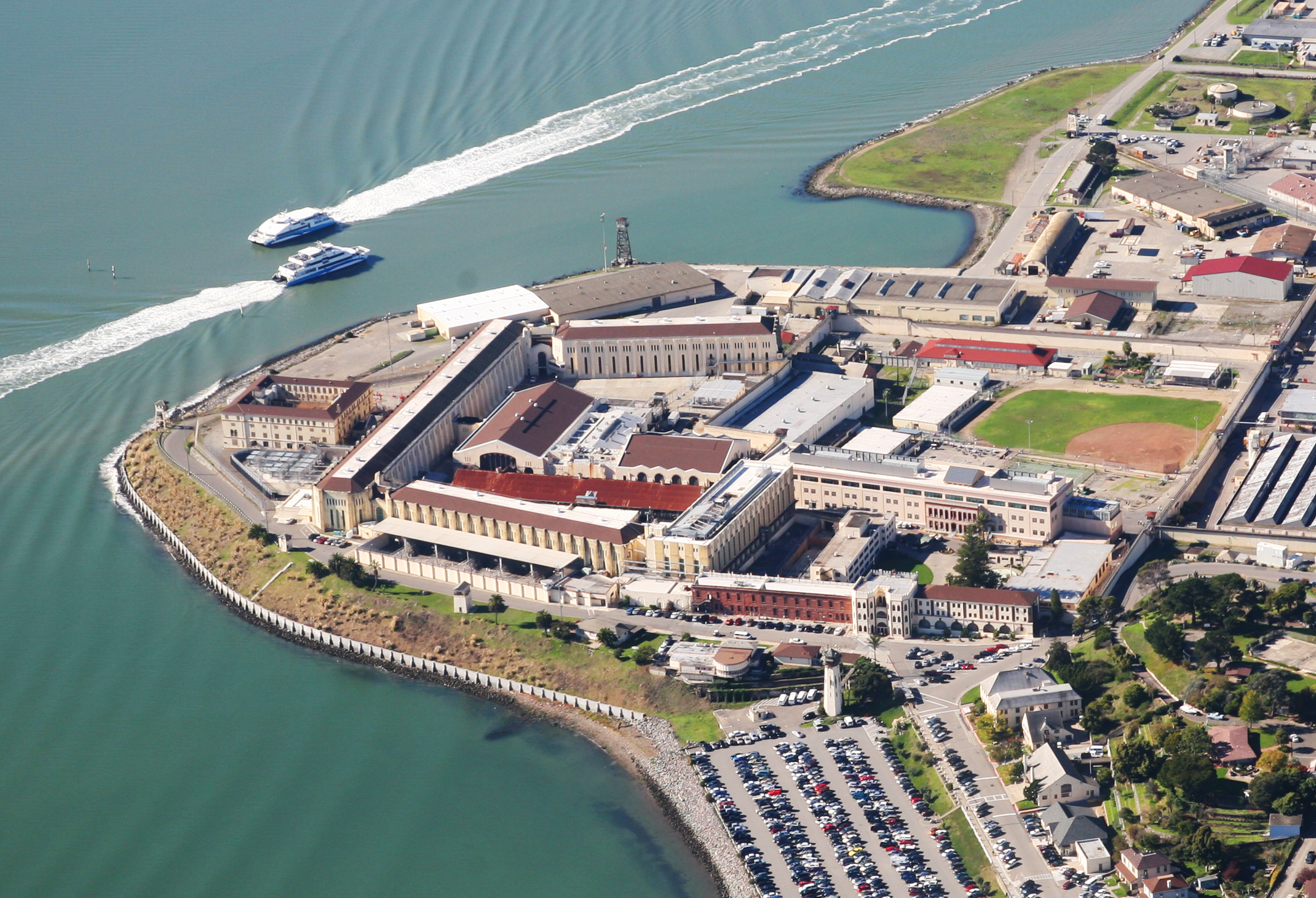 Vista aérea de San Quentin y la bahía, fotografiada en 2010.